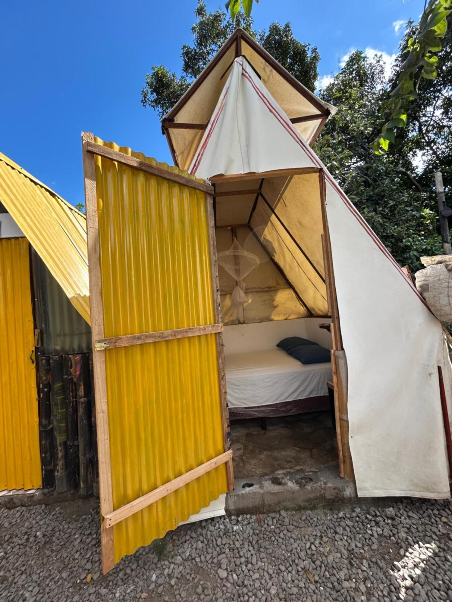 Хостел Gran Colibri Adventure Park Сан-Педро-ла-Лагуна Екстер'єр фото